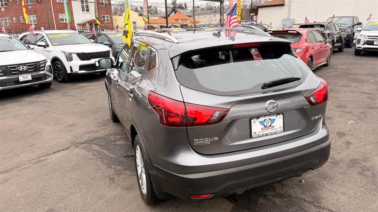 Nissan Rogue Sport SV AWD 2019
