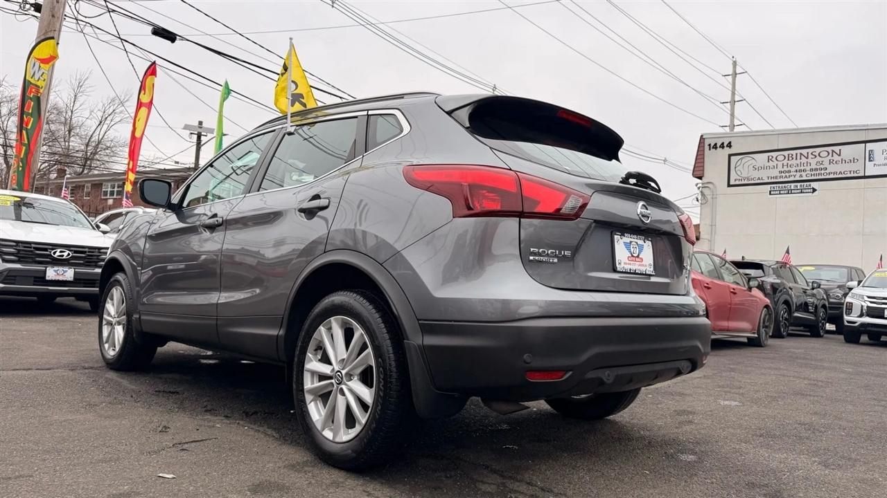 Nissan Rogue Sport SV AWD 2019