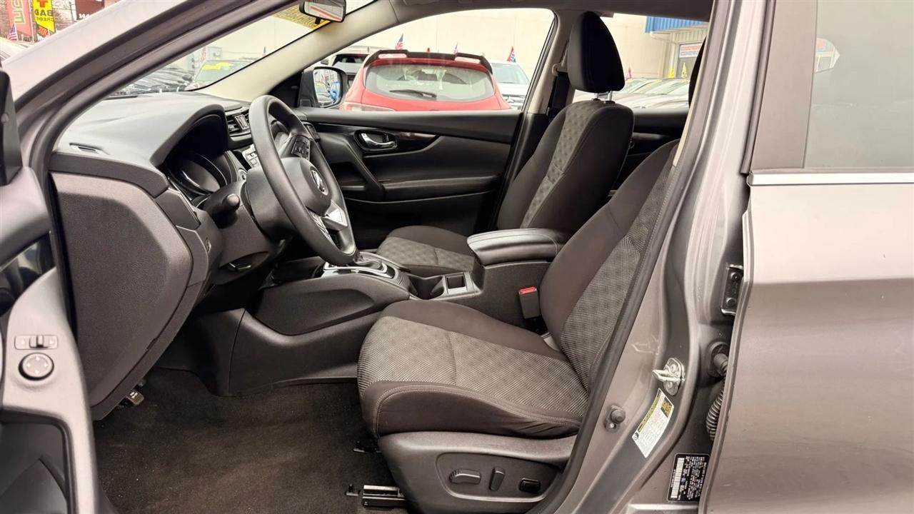 Nissan Rogue Sport SV AWD 2019