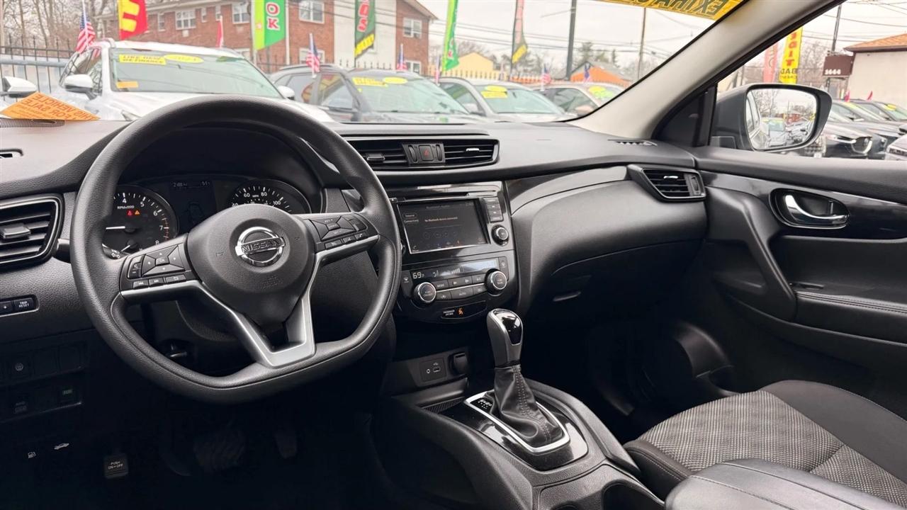 Nissan Rogue Sport SV AWD 2019