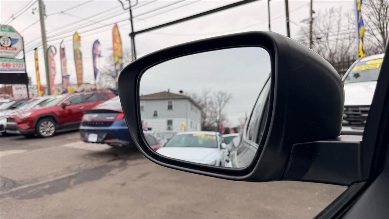 Nissan Rogue Sport SV AWD 2019