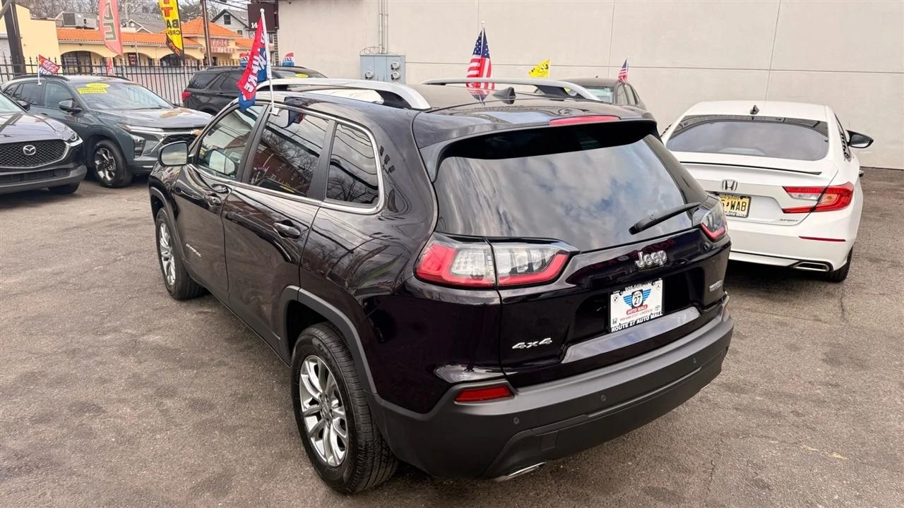 Jeep Cherokee Latitude Lux 4WD 2021