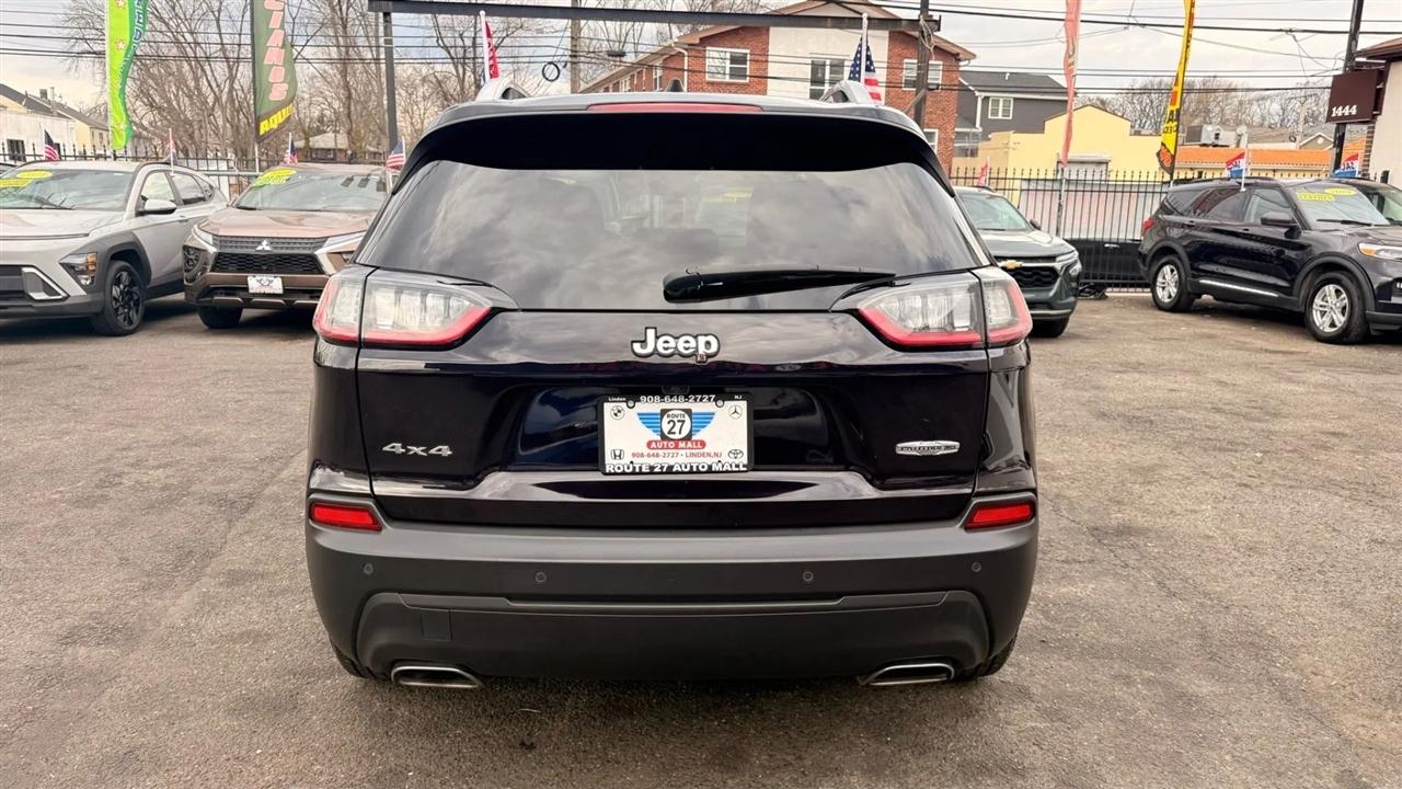 Jeep Cherokee Latitude Lux 4WD 2021