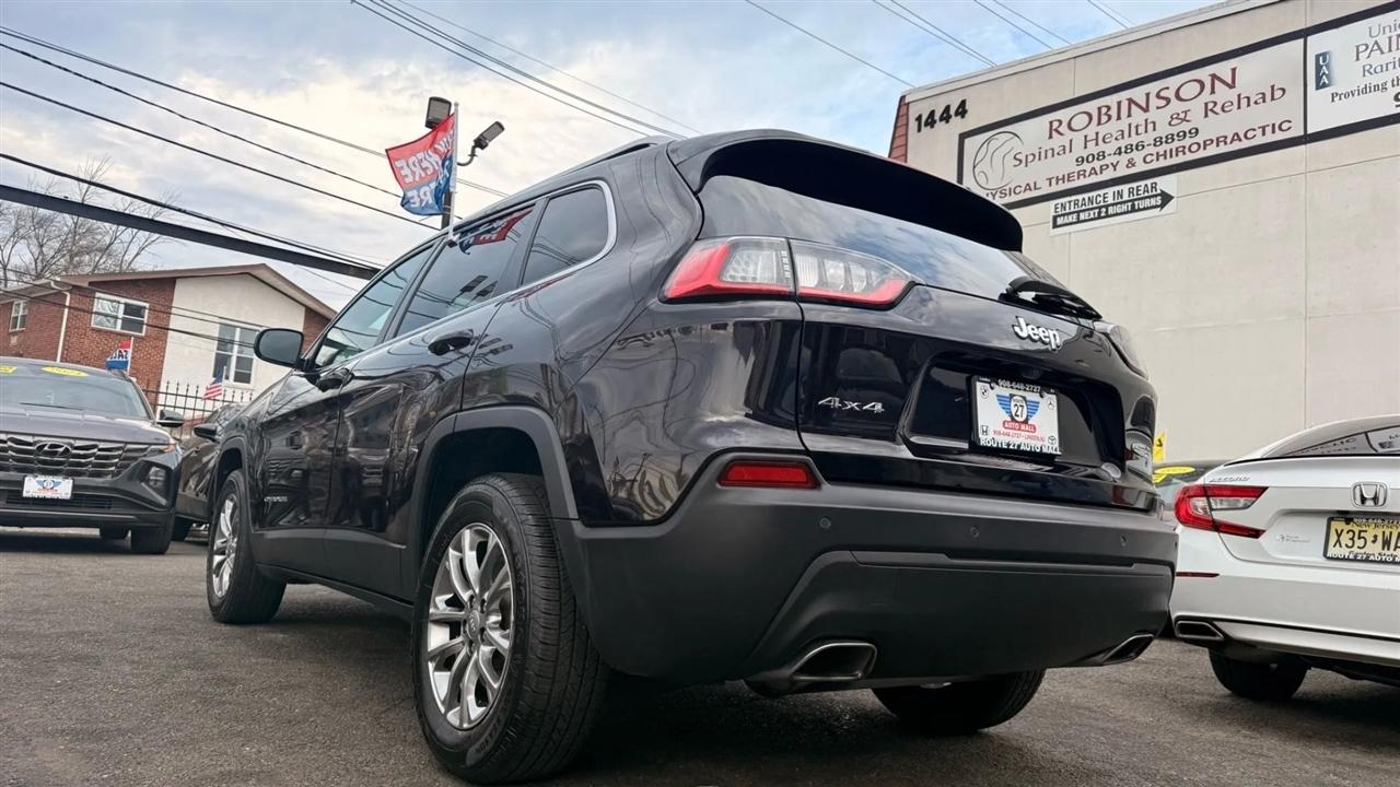 Jeep Cherokee Latitude Lux 4WD 2021