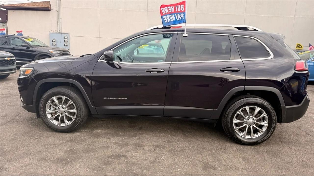 Jeep Cherokee Latitude Lux 4WD 2021