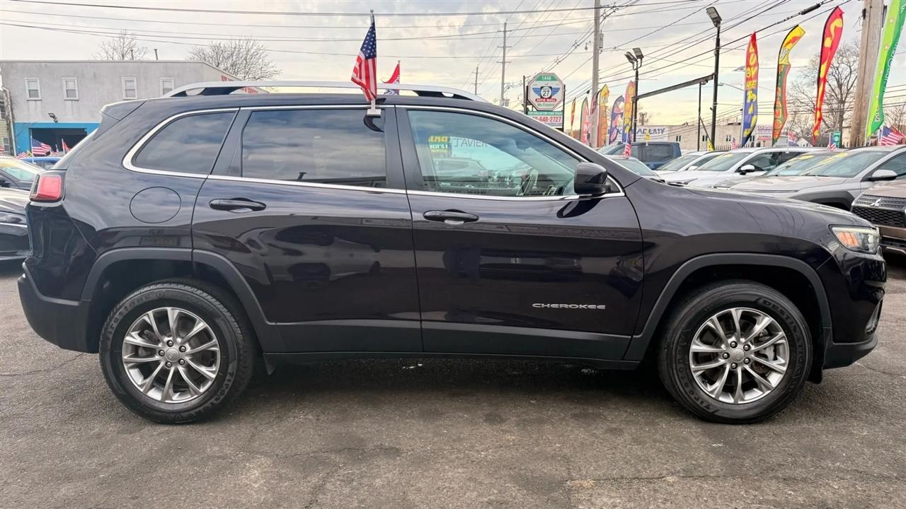 Jeep Cherokee Latitude Lux 4WD 2021