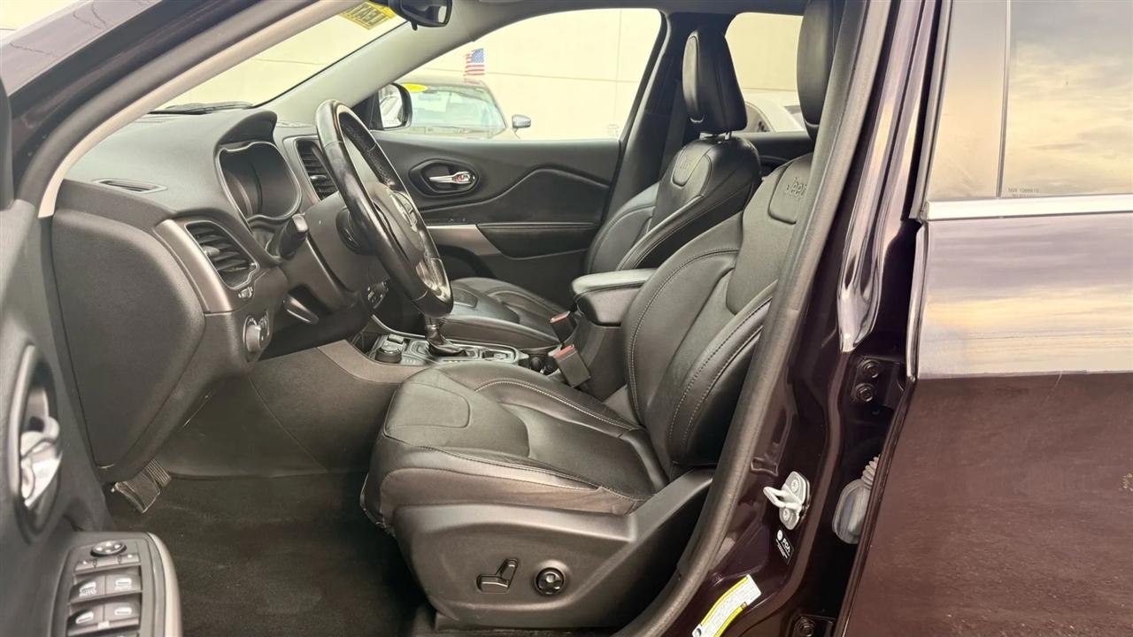 Jeep Cherokee Latitude Lux 4WD 2021