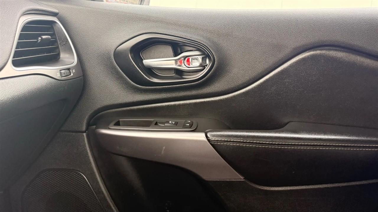 Jeep Cherokee Latitude Lux 4WD 2021