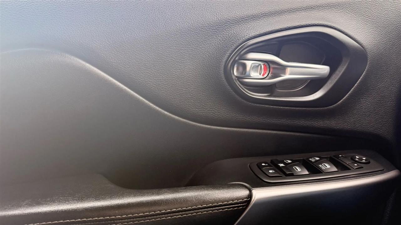 Jeep Cherokee Latitude Lux 4WD 2021