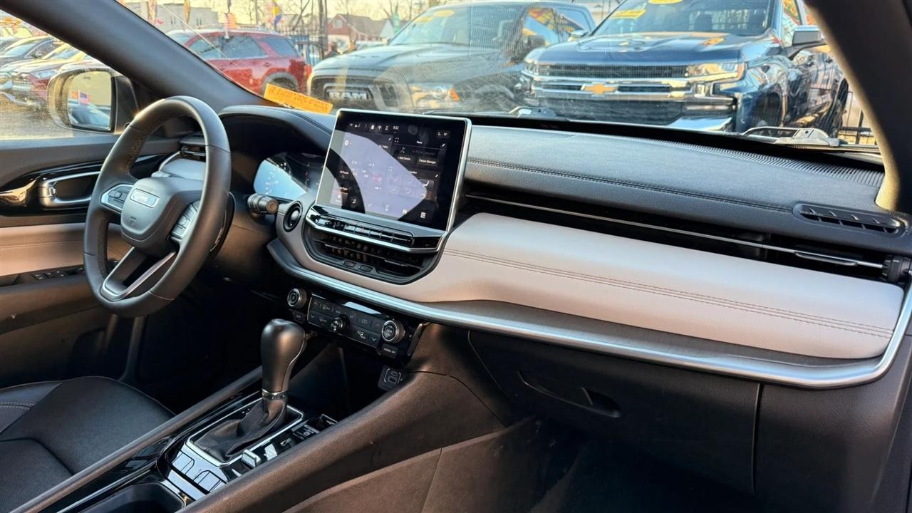 Jeep Compass Limited 2025