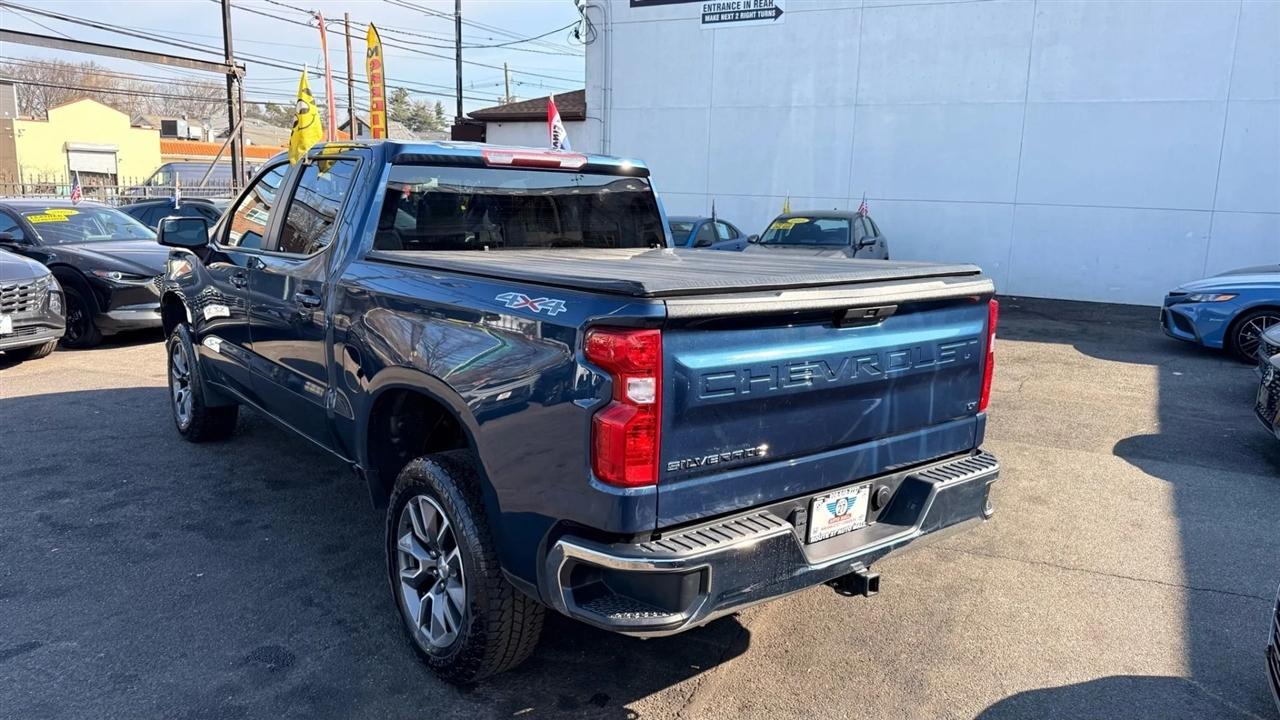 Chevrolet Silverado 1500 Limited LT Crew Cab Long Box 4WD 2022