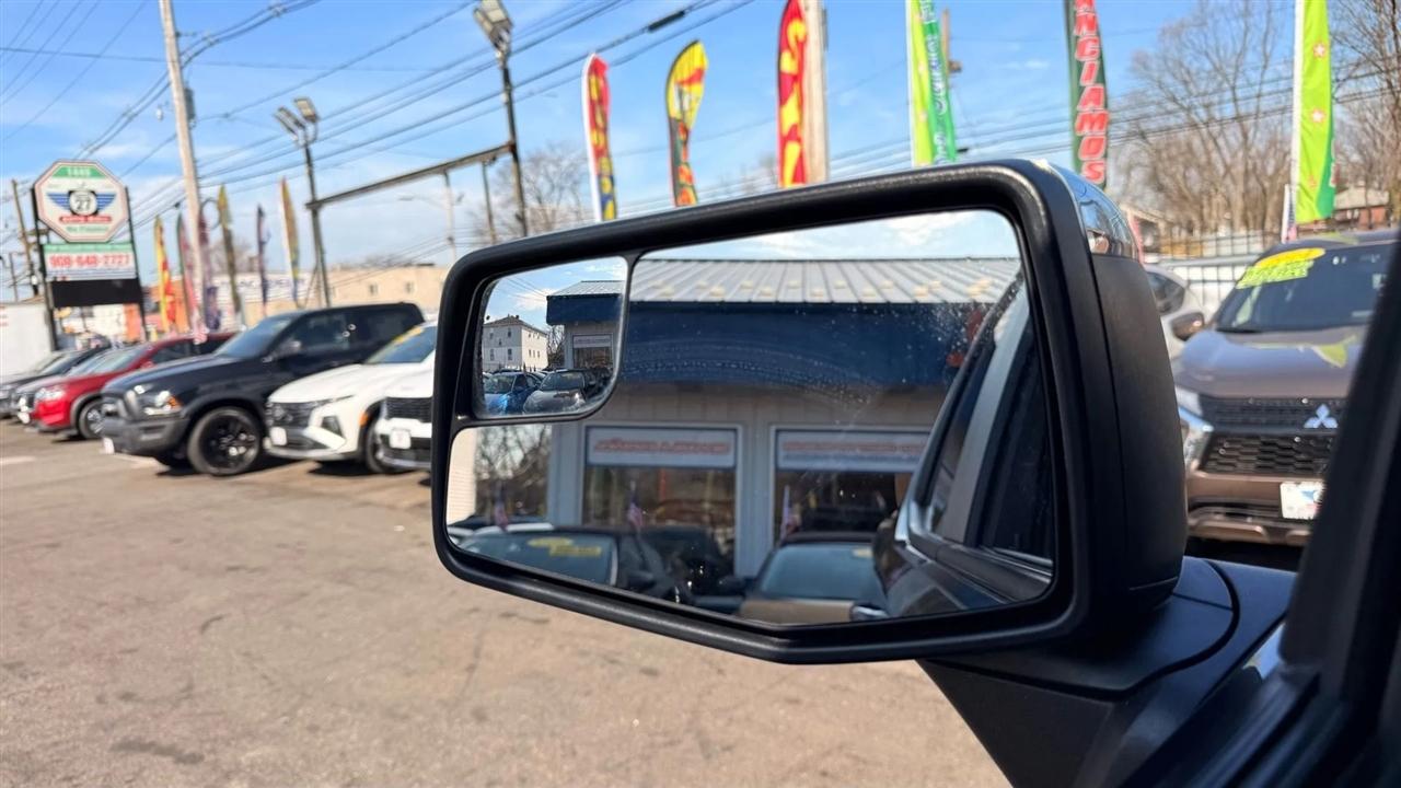 Chevrolet Silverado 1500 Limited LT Crew Cab Long Box 4WD 2022