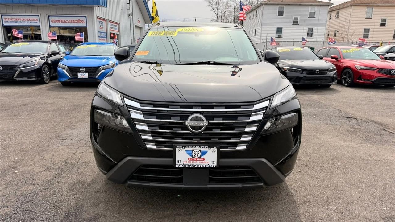 Nissan Rogue SV 2025