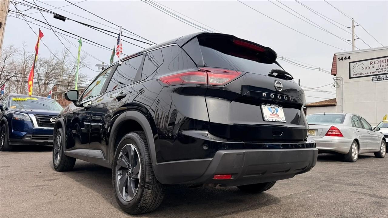 Nissan Rogue SV 2025