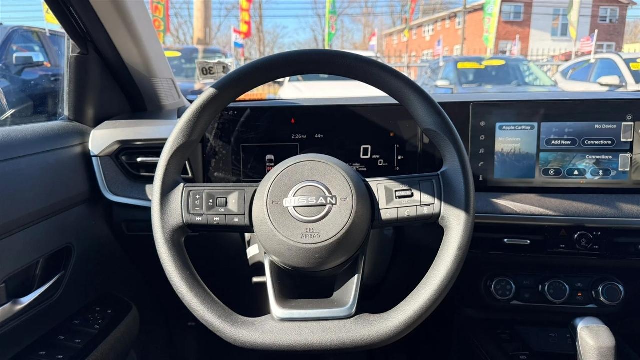 Nissan Kicks SV 4WD 2025