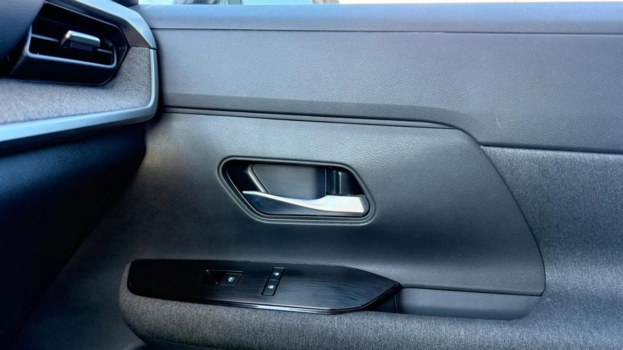 Nissan Kicks SV 4WD 2025