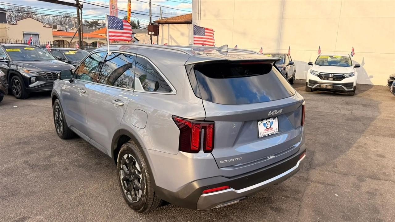 Kia Sorento S 2WD 2024