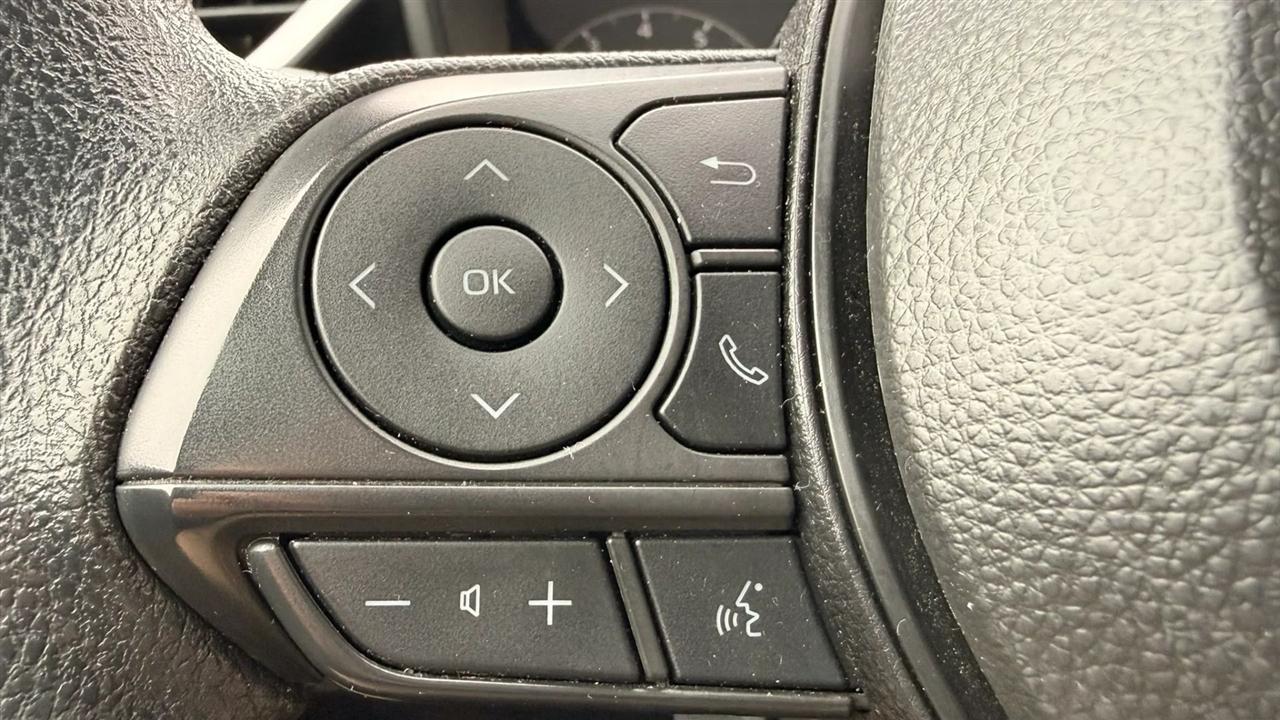 Toyota Corolla LE 2025