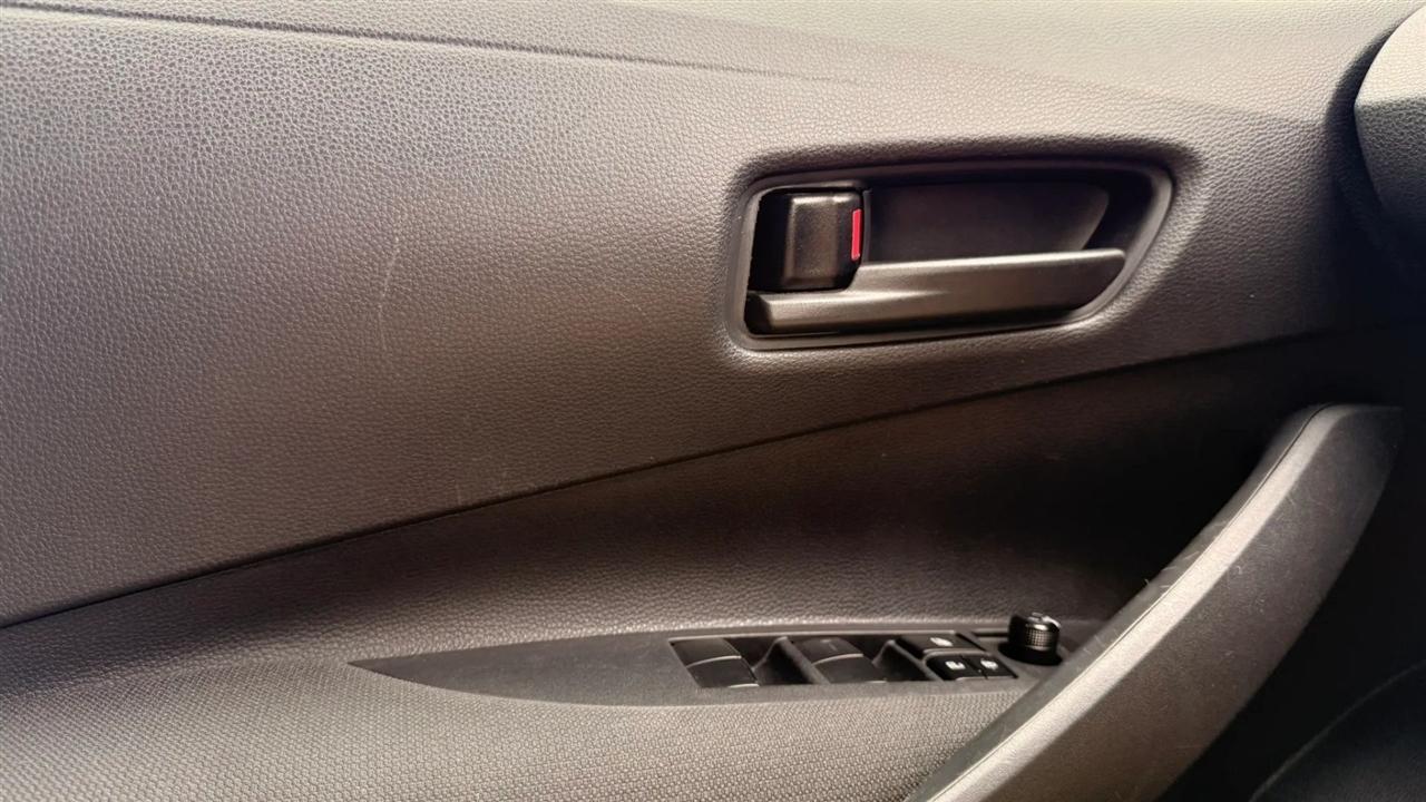 Toyota Corolla LE 2025