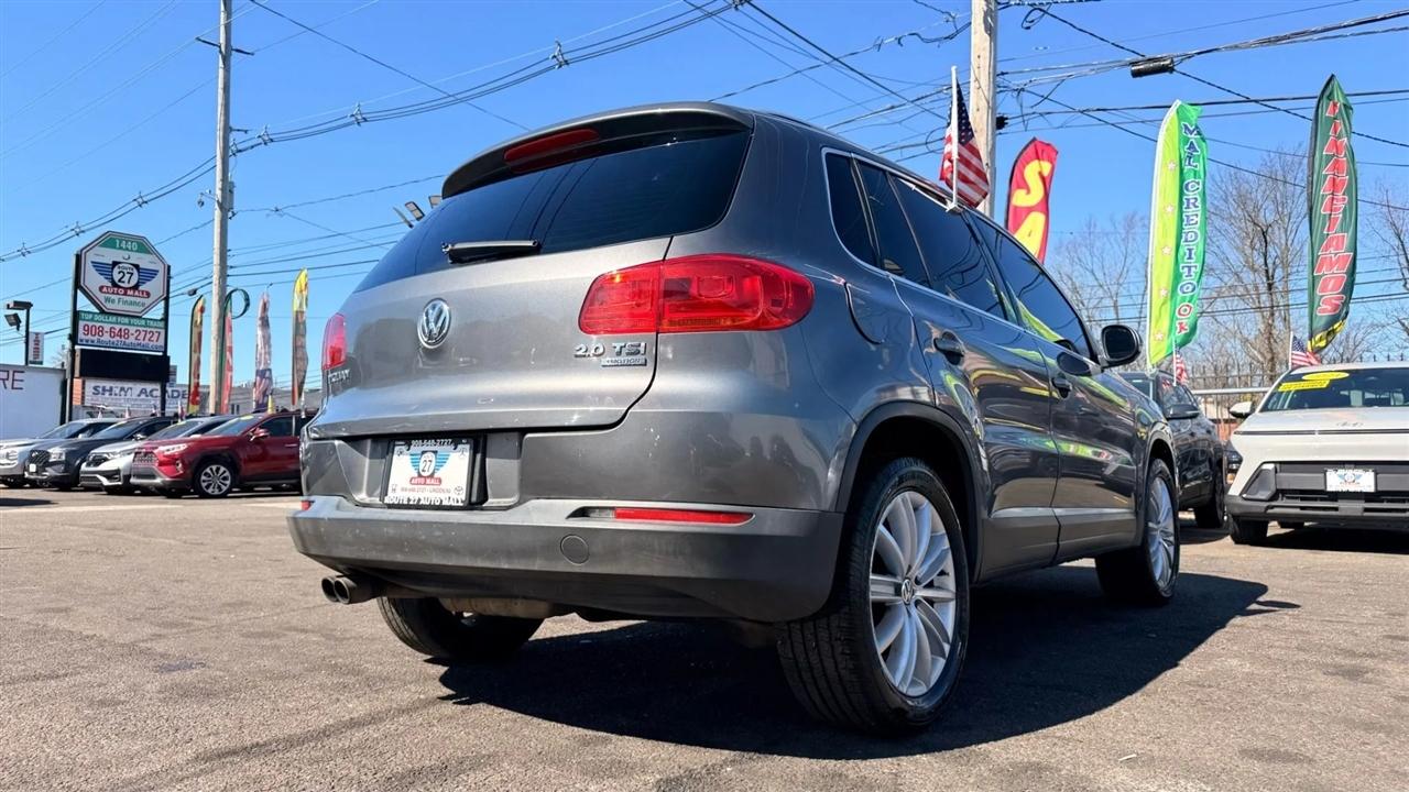 Volkswagen Tiguan S 4Motion 2012
