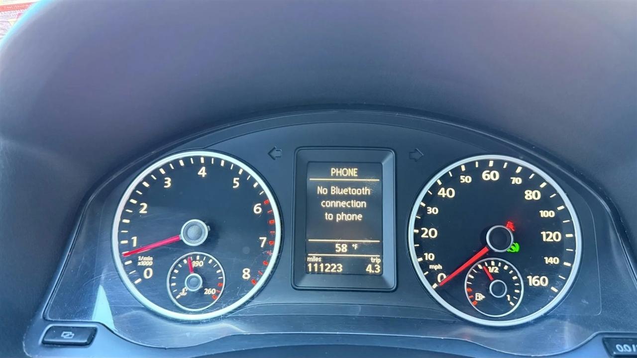 Volkswagen Tiguan S 4Motion 2012