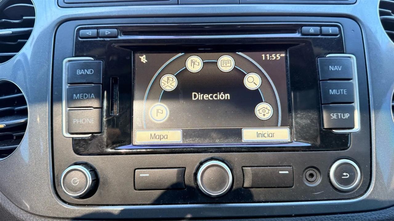 Volkswagen Tiguan S 4Motion 2012