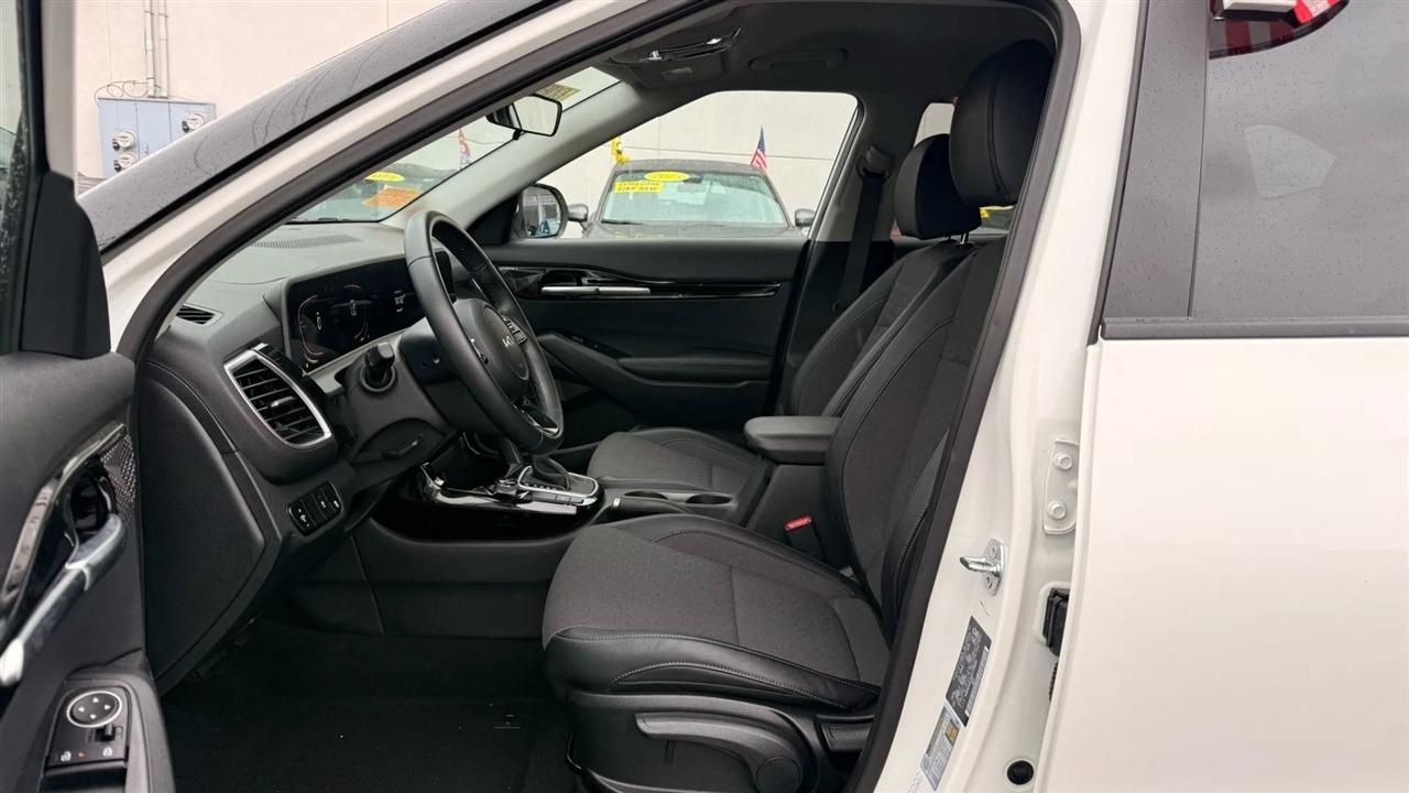 Kia Seltos S 2025