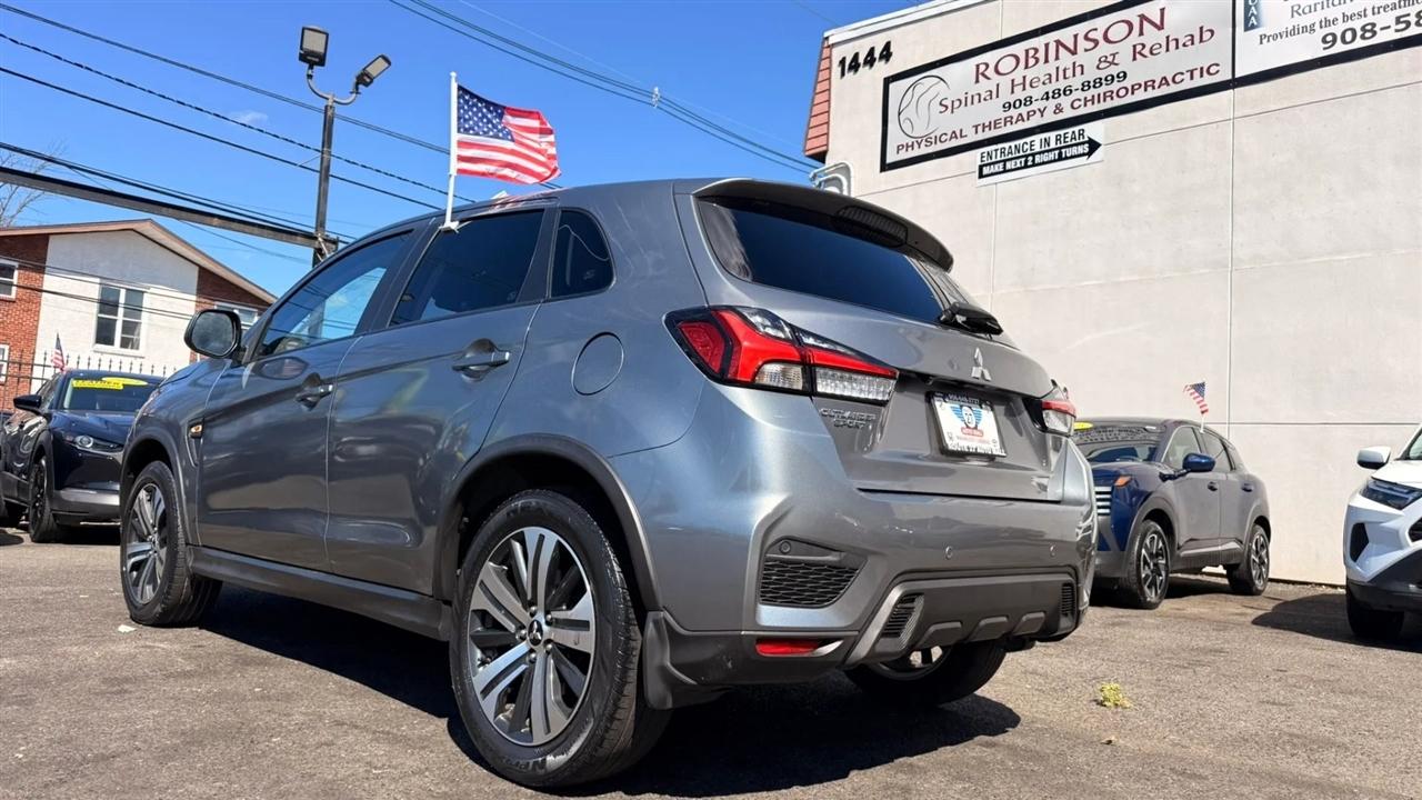 Mitsubishi Outlander Sport 2.0 ES CVT 2022