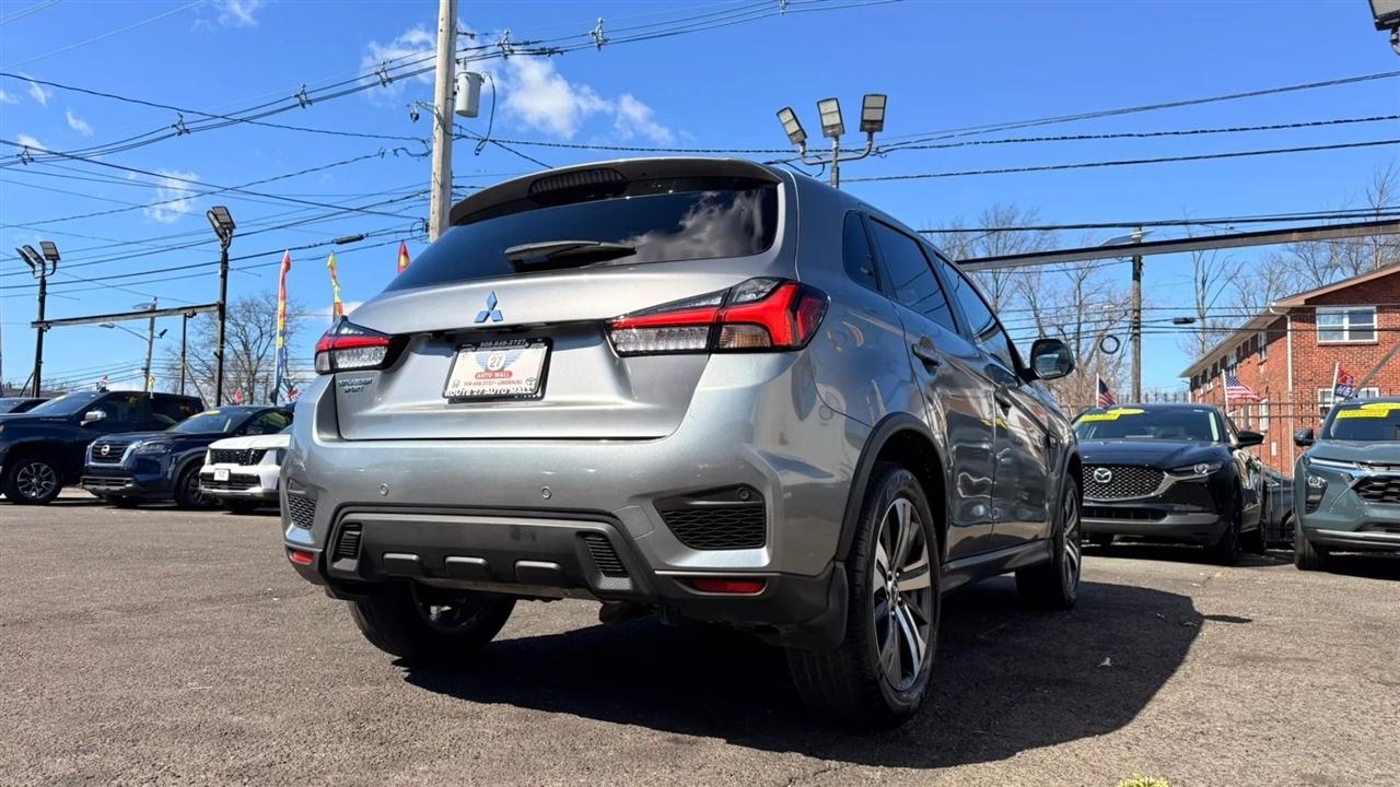 Mitsubishi Outlander Sport 2.0 ES CVT 2022