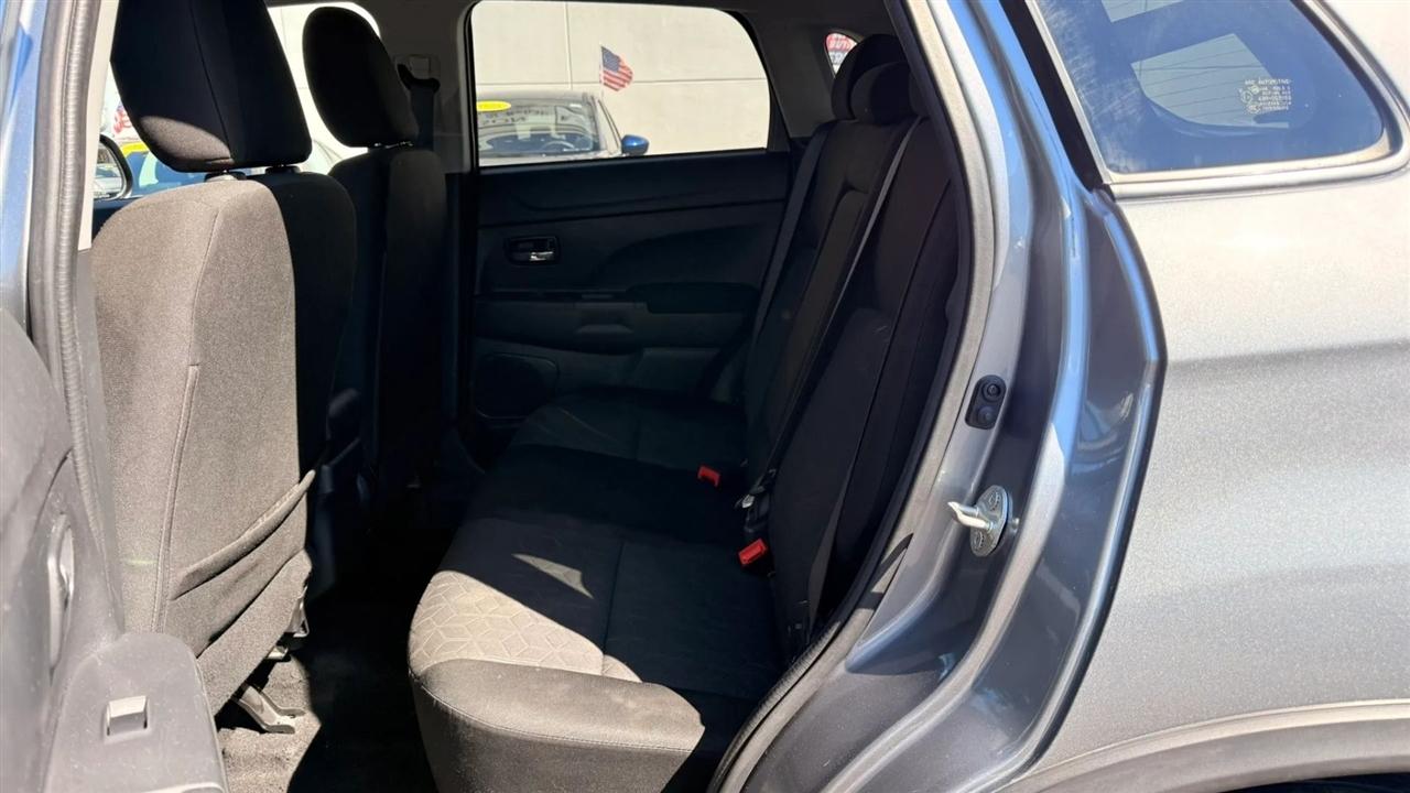 Mitsubishi Outlander Sport 2.0 ES CVT 2022