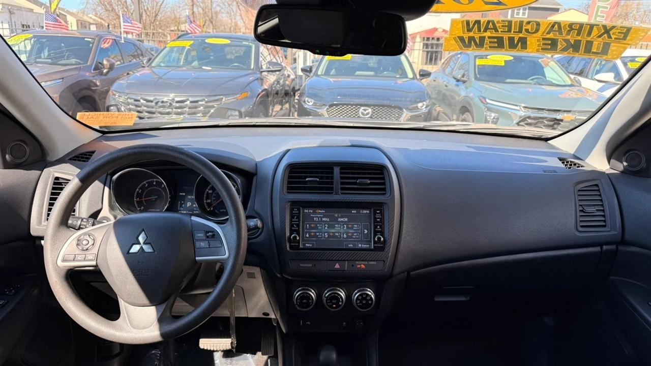 Mitsubishi Outlander Sport 2.0 ES CVT 2022