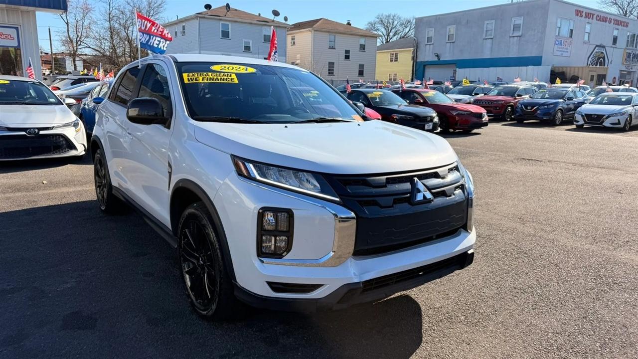 Mitsubishi Outlander Sport 2.0 ES 4WD 2024