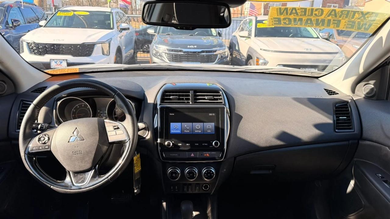 Mitsubishi Outlander Sport 2.0 ES 4WD 2024