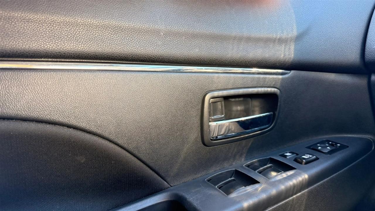 Mitsubishi Outlander Sport 2.0 ES 4WD 2024