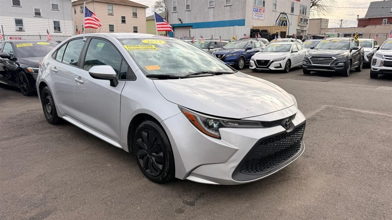 Toyota Corolla LE 2022