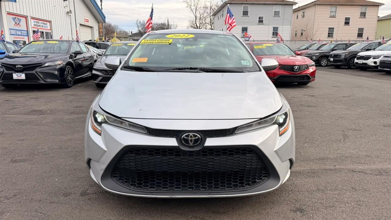 Toyota Corolla LE 2022