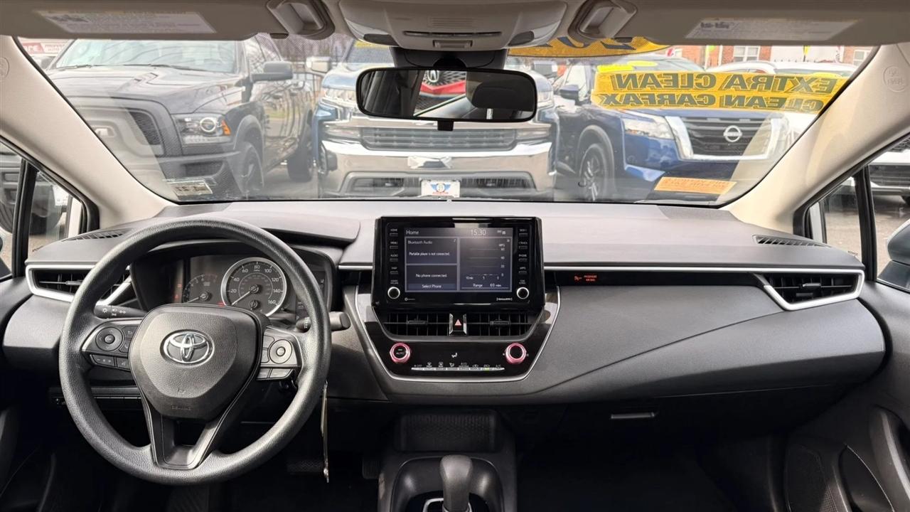 Toyota Corolla LE 2022