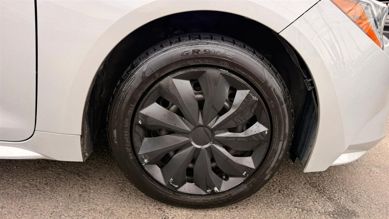 Toyota Corolla LE 2022