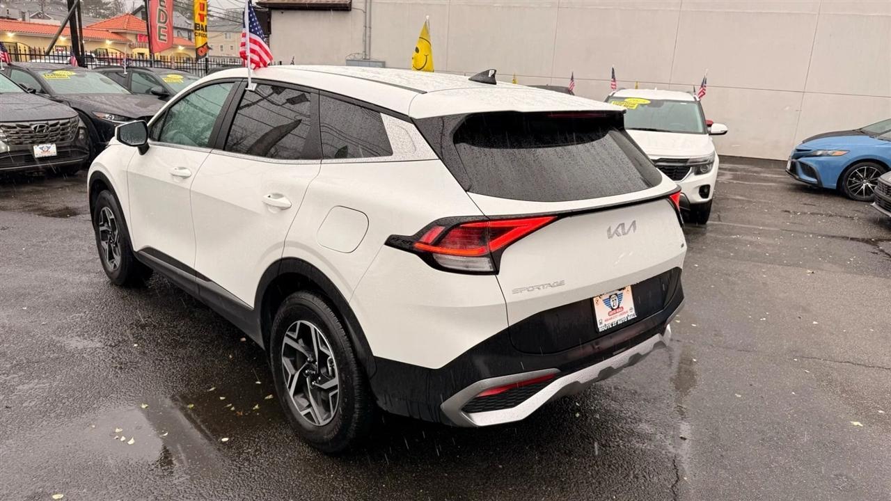 Kia Sportage LX AWD 2025
