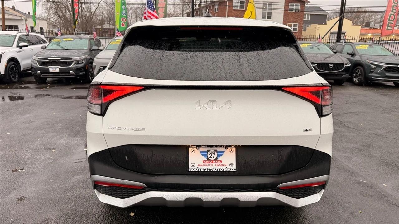 Kia Sportage LX AWD 2025