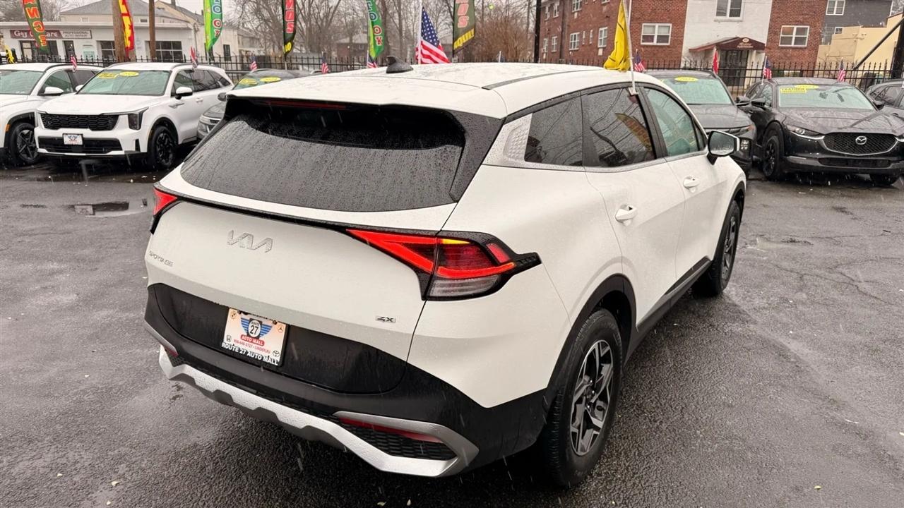 Kia Sportage LX AWD 2025