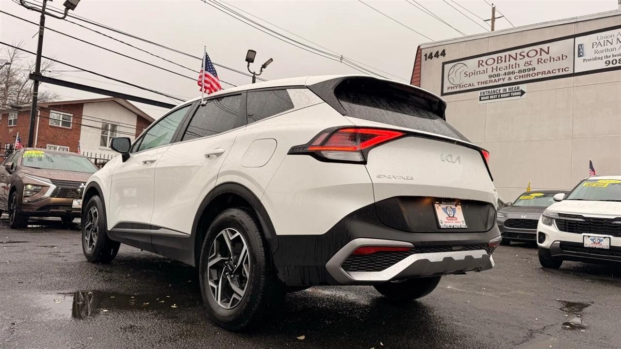 Kia Sportage LX AWD 2025
