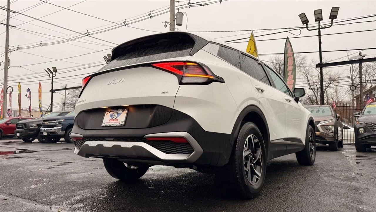 Kia Sportage LX AWD 2025