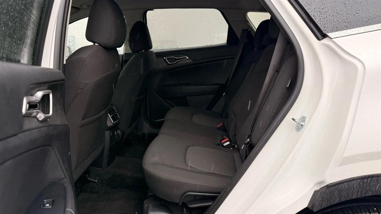 Kia Sportage LX AWD 2025