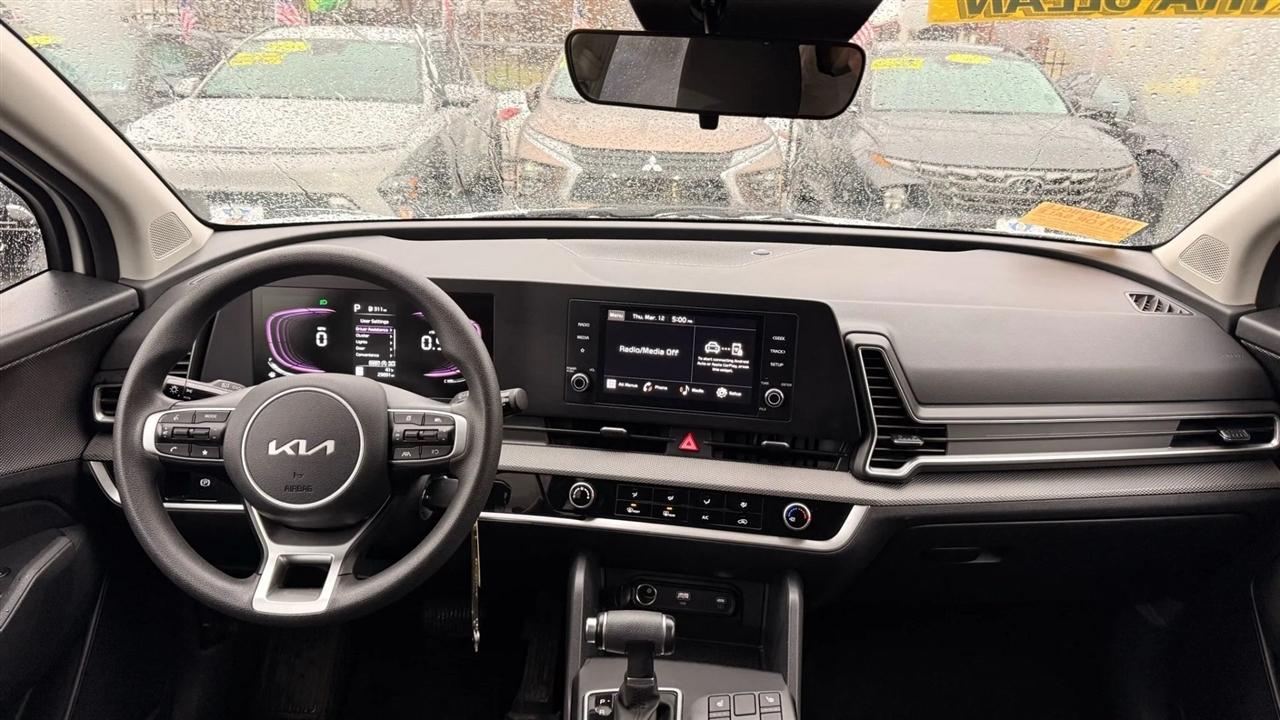 Kia Sportage LX AWD 2025