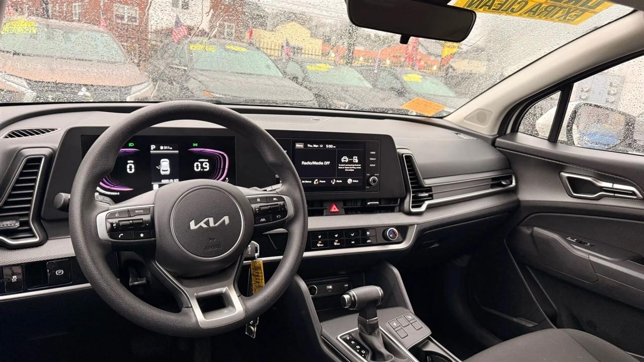 Kia Sportage LX AWD 2025