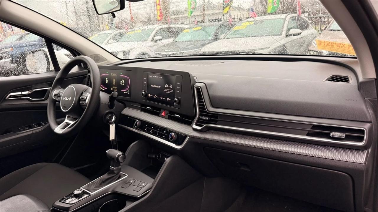 Kia Sportage LX AWD 2025