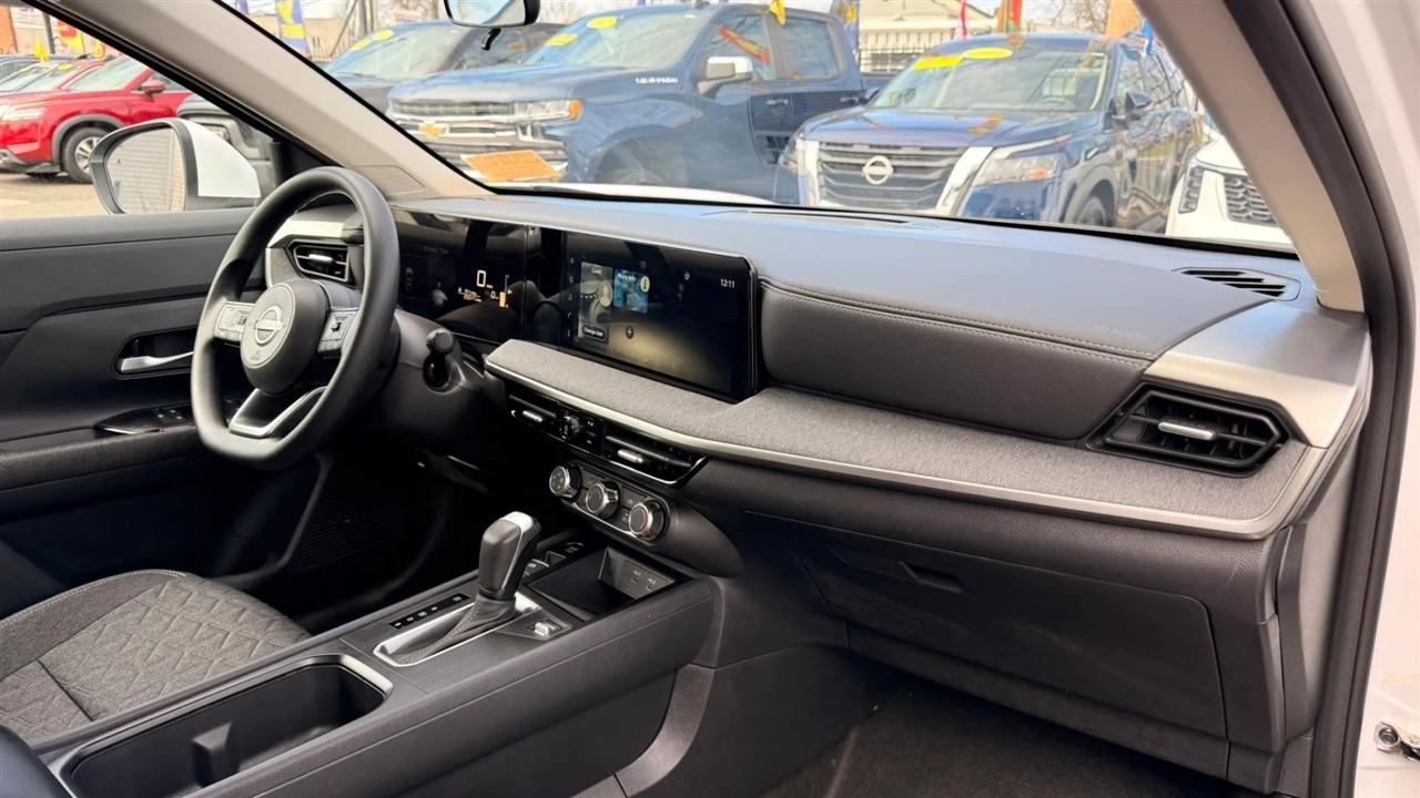 Nissan Kicks SV 2025