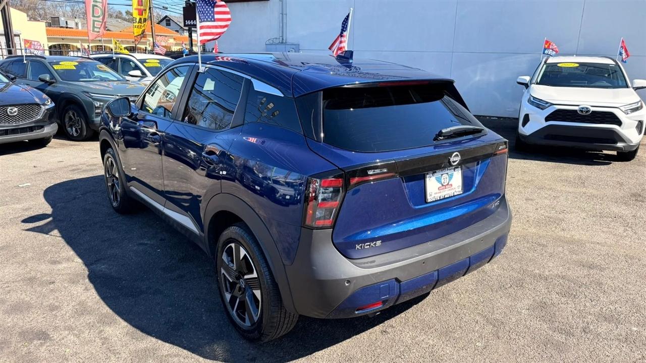 Nissan Kicks SV 4WD 2025