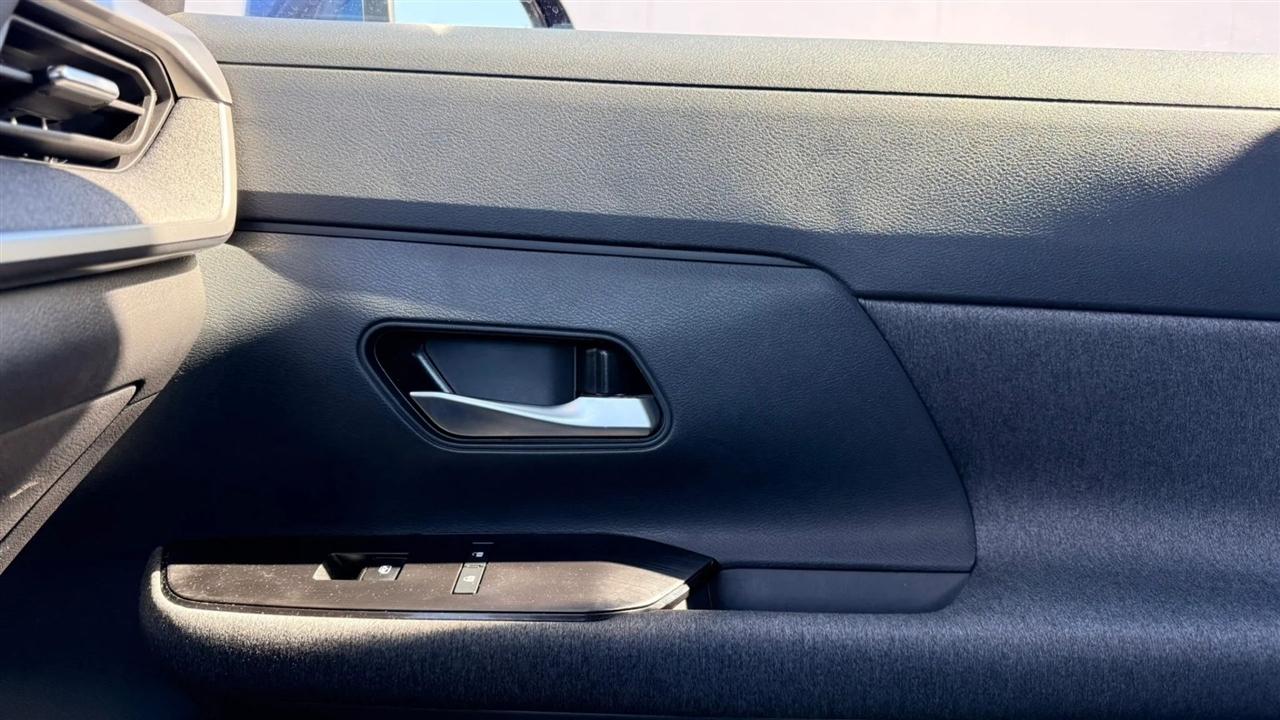 Nissan Kicks SV 4WD 2025